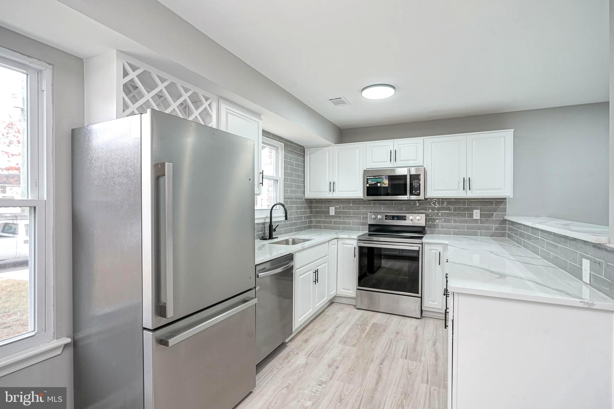2 Apollo Avenue Sewell, NJ 08080 - Photo 9 of 40 Gallery Image 9