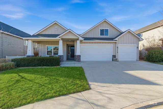 $535,000 | 3179 North Cherry Laurel Way, Star, ID 83669