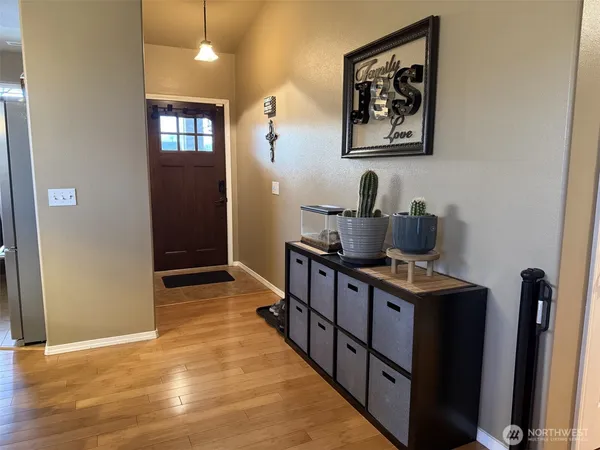 $359,999 | 1324 South Cougar Drive, Moses Lake, WA 98837