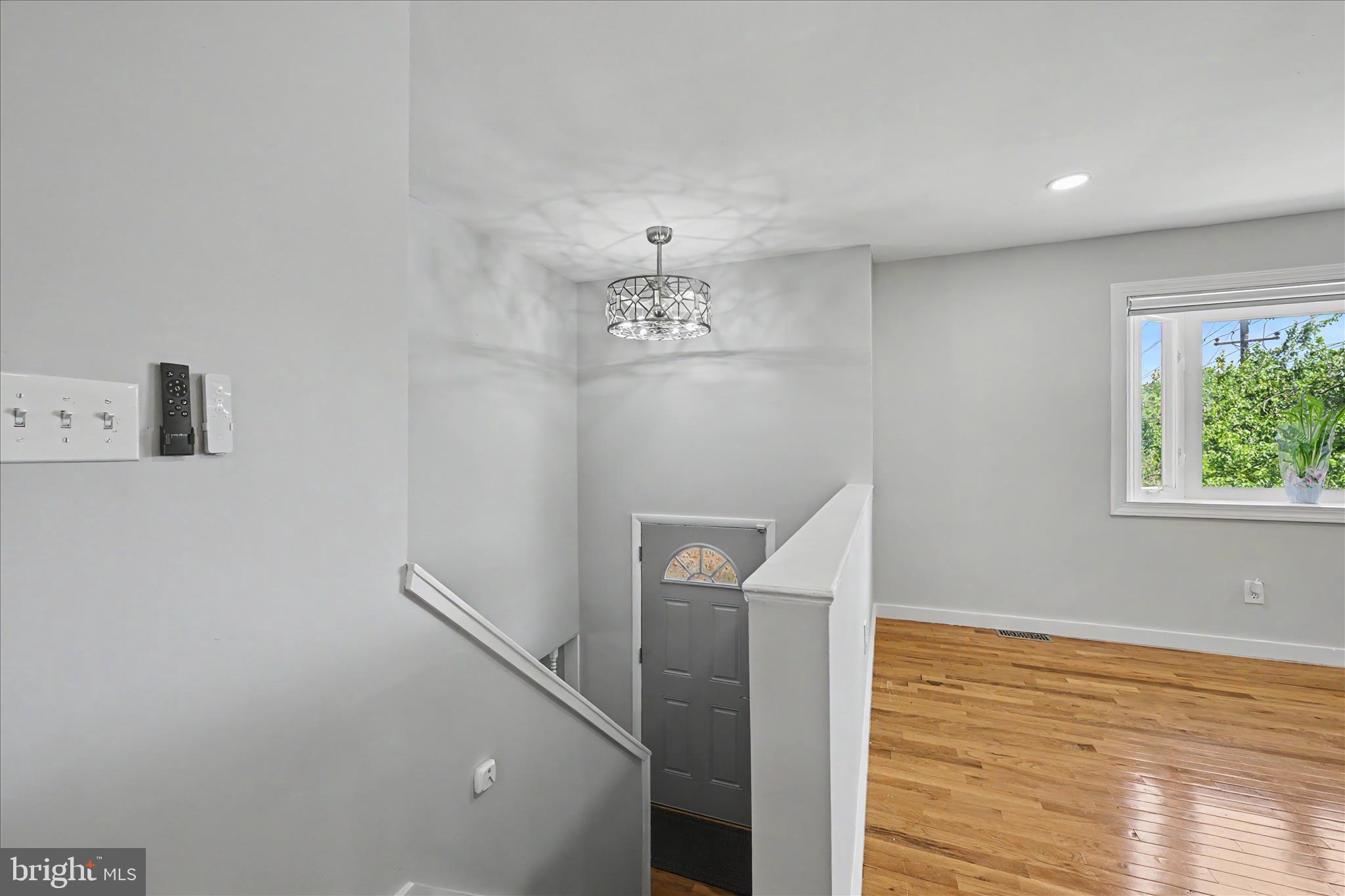 401 Grove Ridge Court Linthicum Heights, MD 21090 - Photo 2 of 35