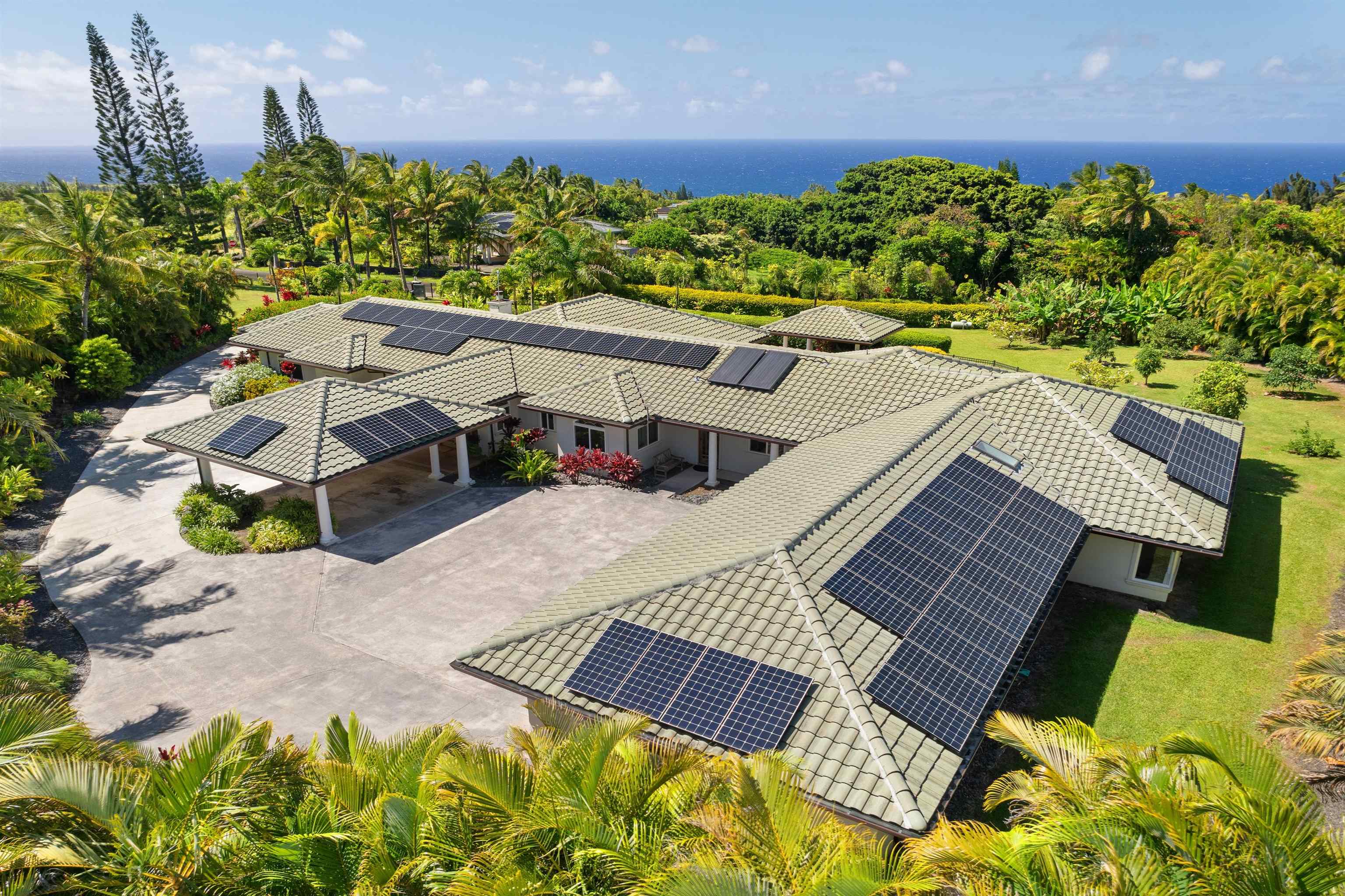 20 Kapuaimilia Place Haiku, HI 96708 - Photo 8 of 50