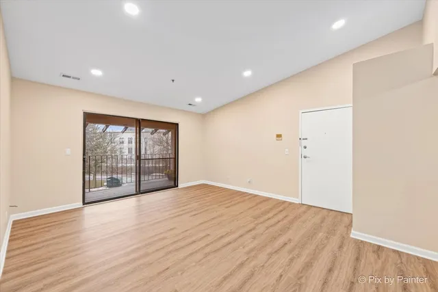 $179,000 | 21w400 North Avenue, Unit 58, Lombard, IL 60148