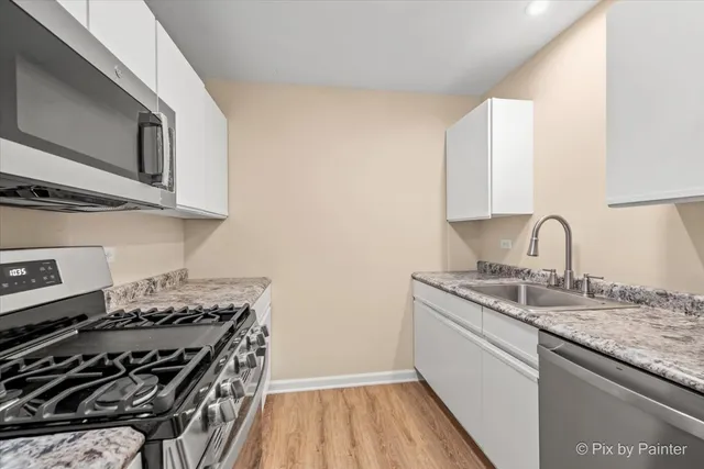 $179,000 | 21w400 North Avenue, Unit 58, Lombard, IL 60148