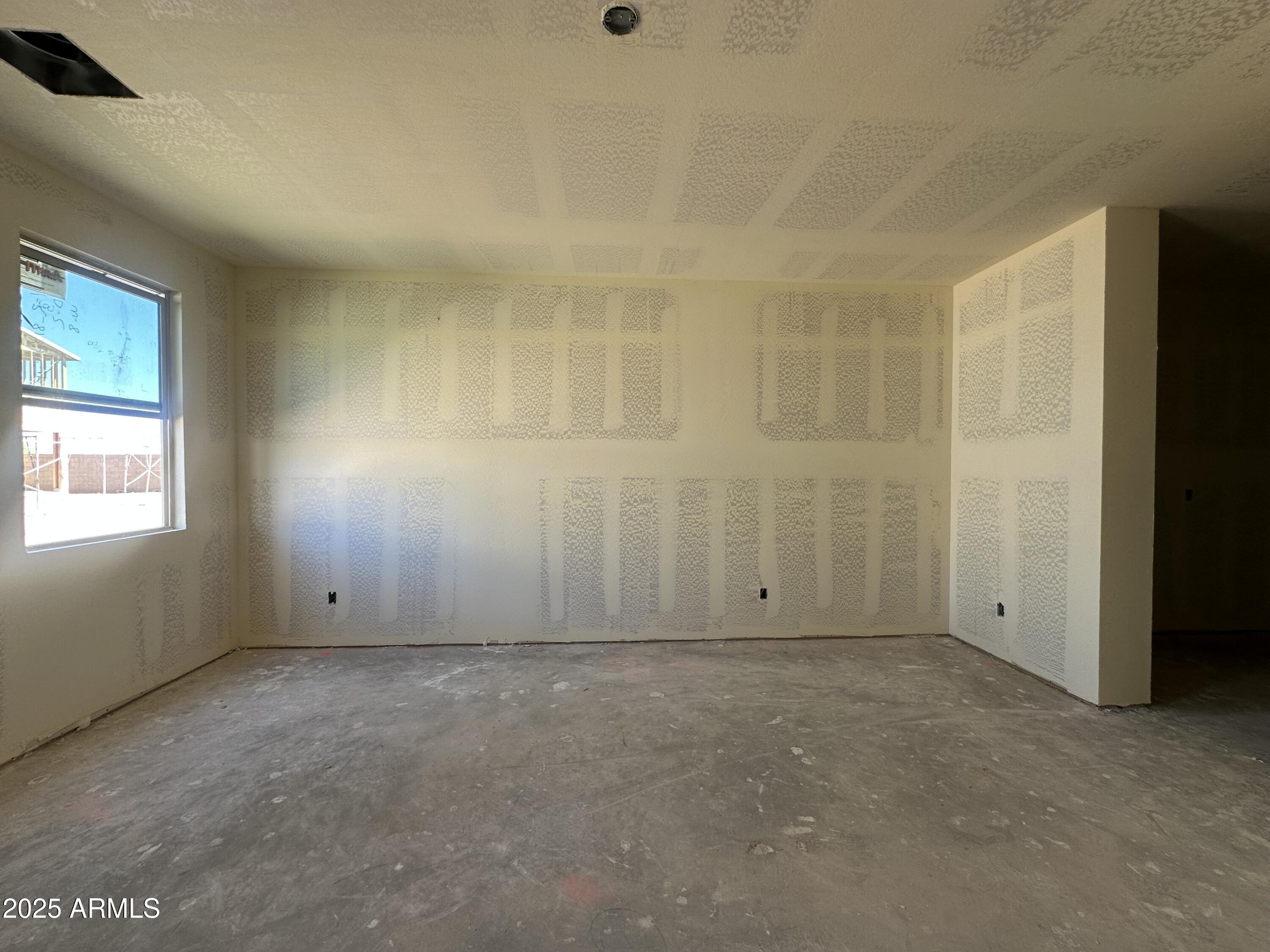 47182 West Mellen Lane Maricopa, AZ 85139 - Photo 13 of 26 0012-Primary Suite