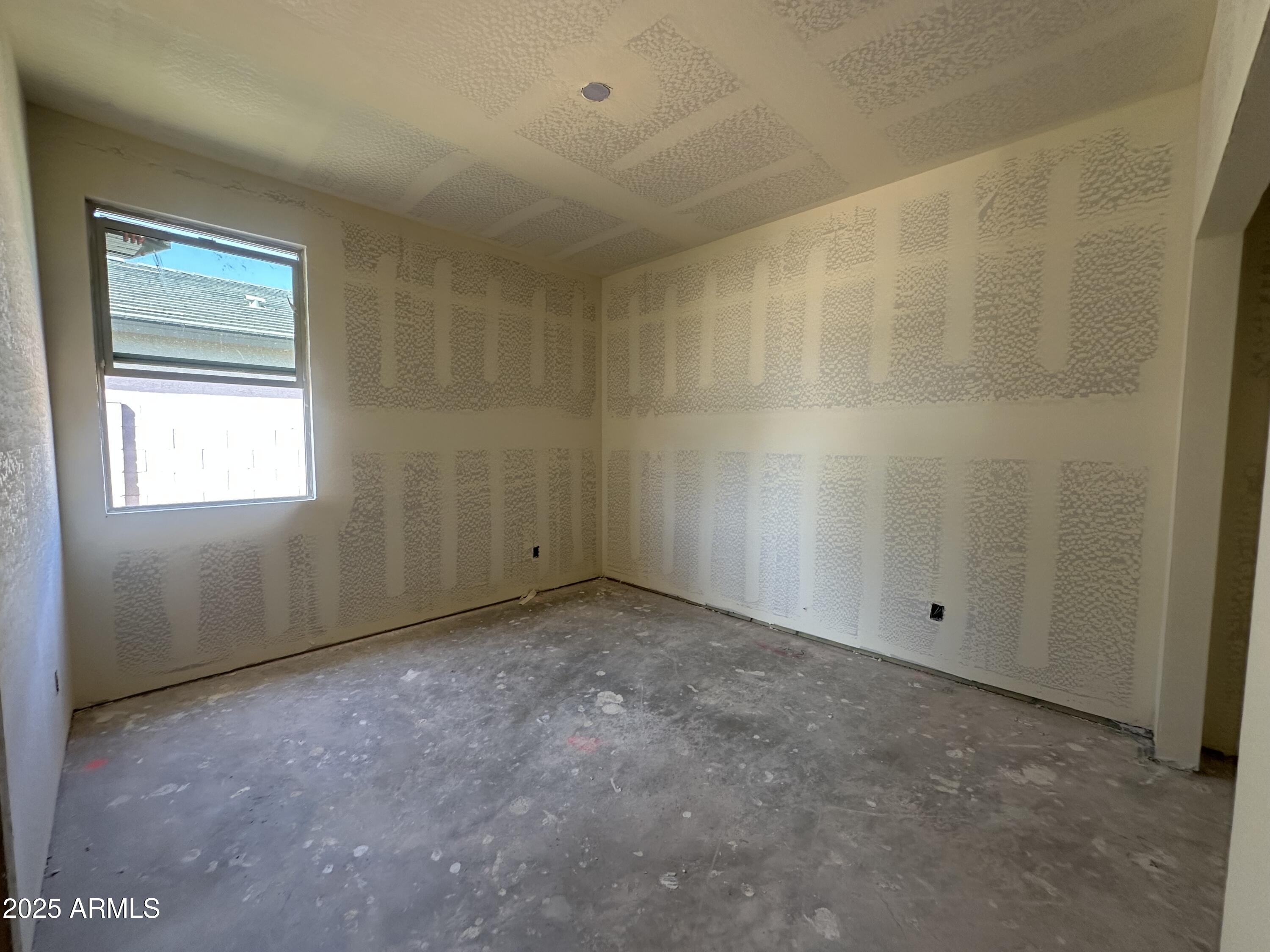 47182 West Mellen Lane Maricopa, AZ 85139 - Photo 6 of 26 005- bedroom 2