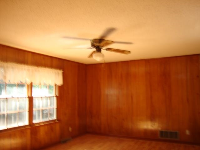 410 Quincy Road Seneca, SC 29678 - Photo 15 of 36 Gallery Image 15
