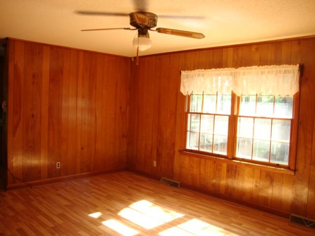410 Quincy Road Seneca, SC 29678 - Photo 24 of 36 Gallery Image 24