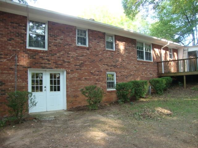 410 Quincy Road Seneca, SC 29678 - Photo 6 of 36 Gallery Image 6