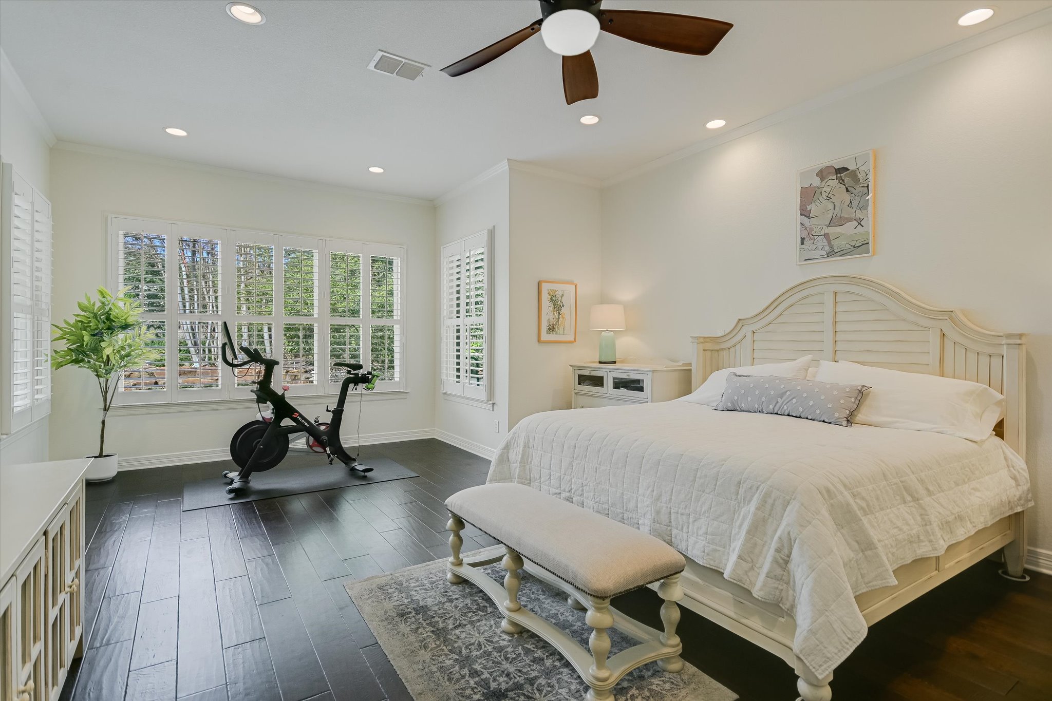 2901 Maravillas Loop Austin, TX 78735 - Photo 16 of 31 a bedroom with a bed and wooden floor