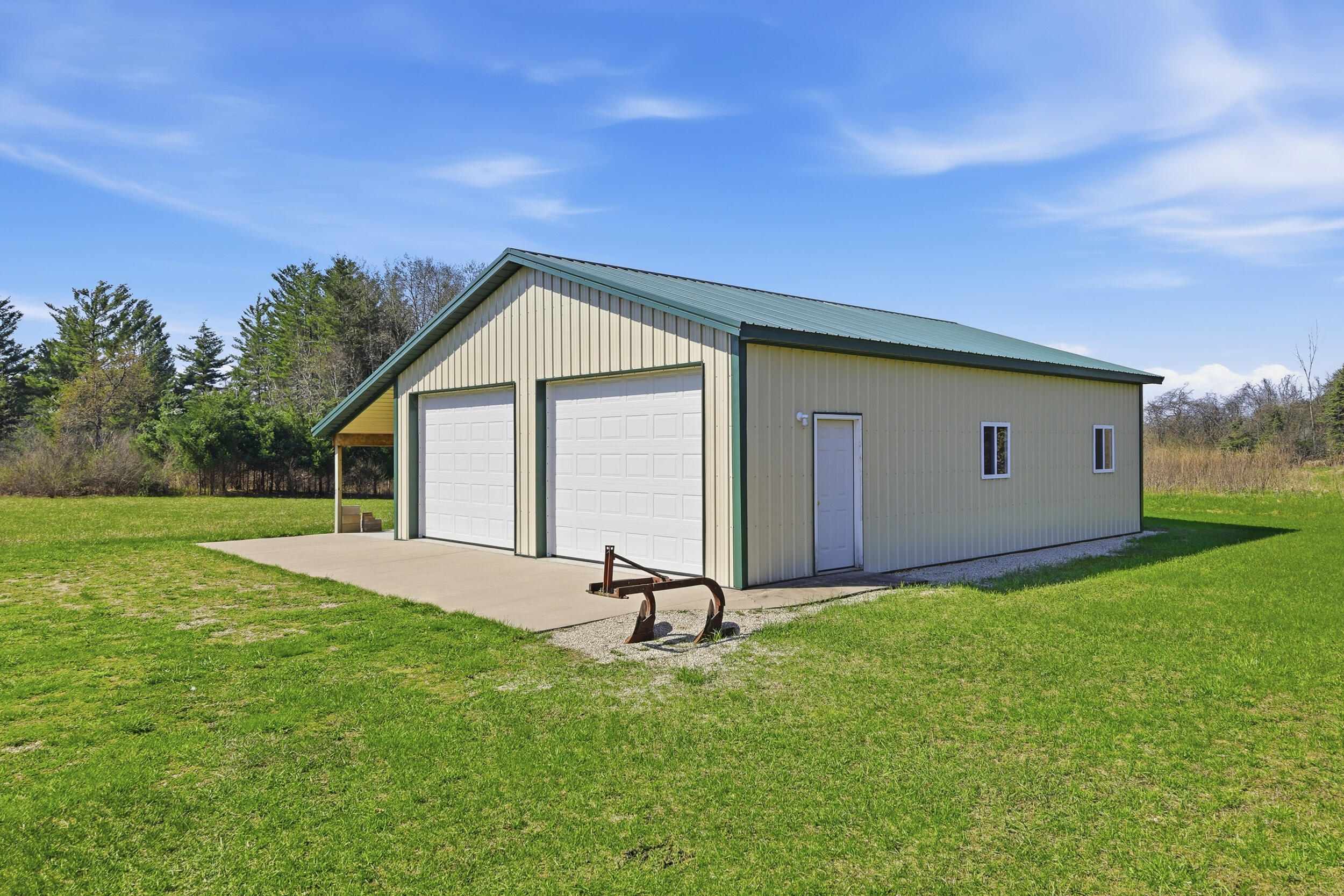 4087 4 Mile Road Sears, MI 49679 - Photo 2 of 39 30 x 40 Polebarn