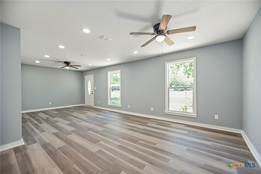 210 Travis Street Port Lavaca, TX 77979 - Photo 28 of 28 Open floorplan.