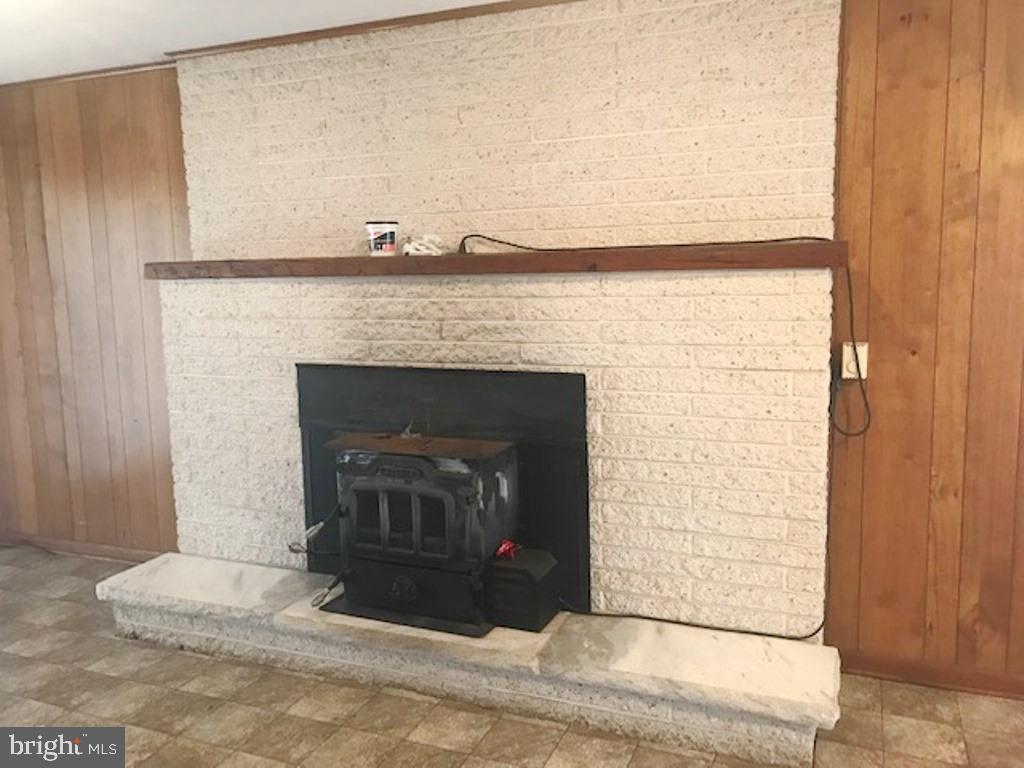 6253 Hoff Road Spring Grove, PA 17362 - Photo 3 of 18