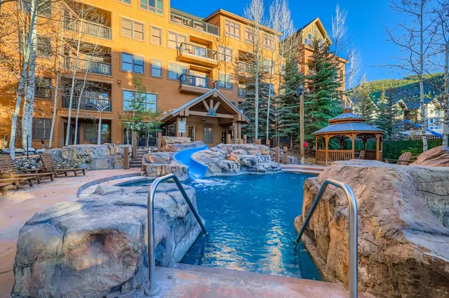 $995,000 | 53 Hunki Dori Court, Unit 8905, Keystone, CO 80435