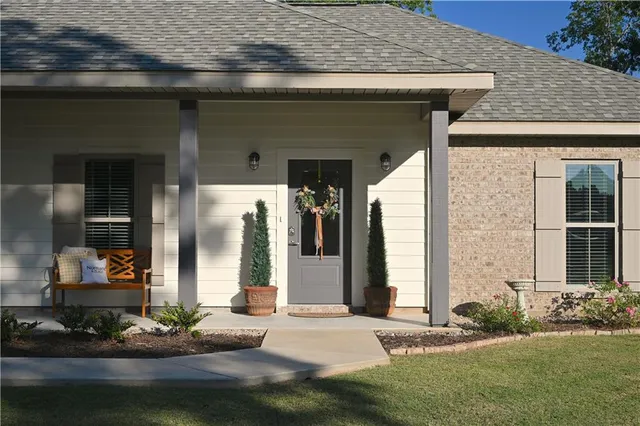 $299,000 | 118 Oakwood Drive, Effie, LA 71331