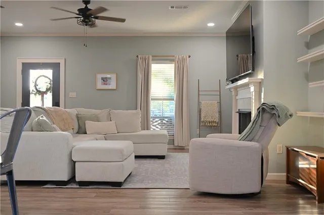 $299,000 | 118 Oakwood Drive, Effie, LA 71331