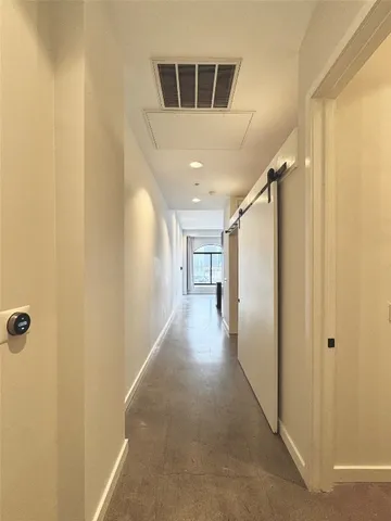 $2,400 | 507 Sabine Street, Unit 802, Austin, TX 78701