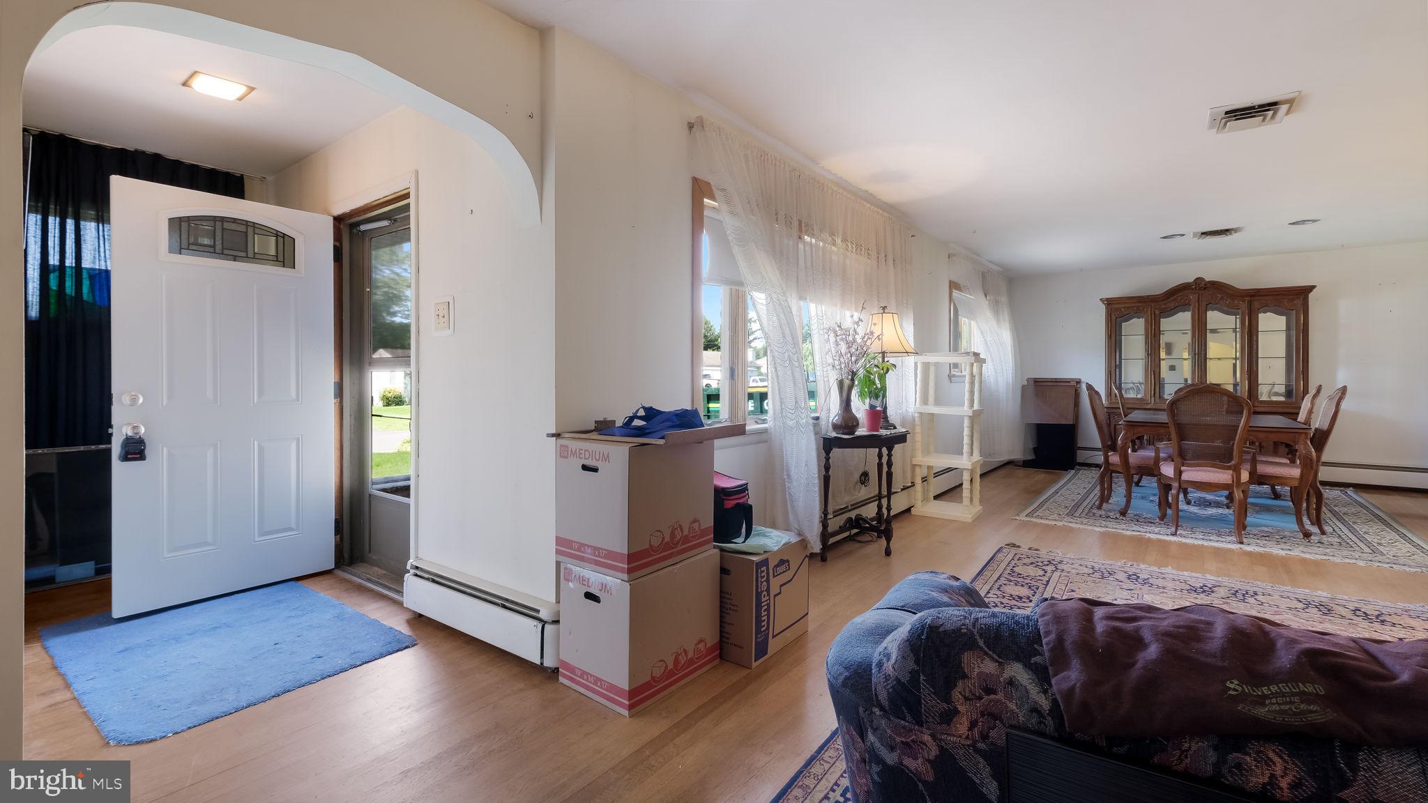 145 Holly Road Southampton, PA 18966 - Photo 6 of 35 Gallery Image 6