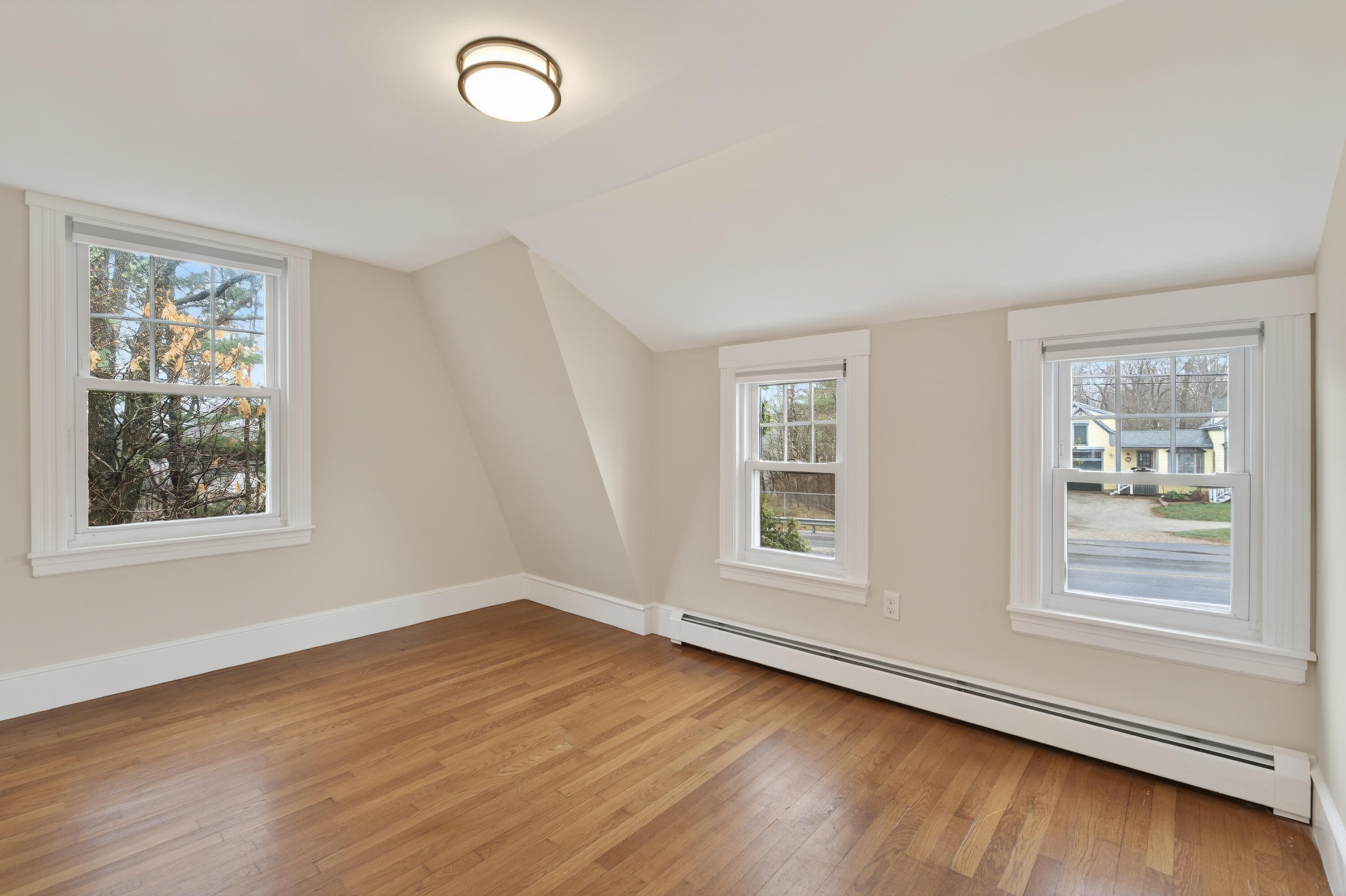 275 Middle Road Falmouth, ME 04105 - Photo 33 of 43 33_275 Middle Rd, _Morneau Studios