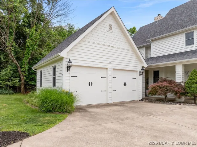 $925,000 | 7 Lost Spike Court, Camdenton, MO 65020