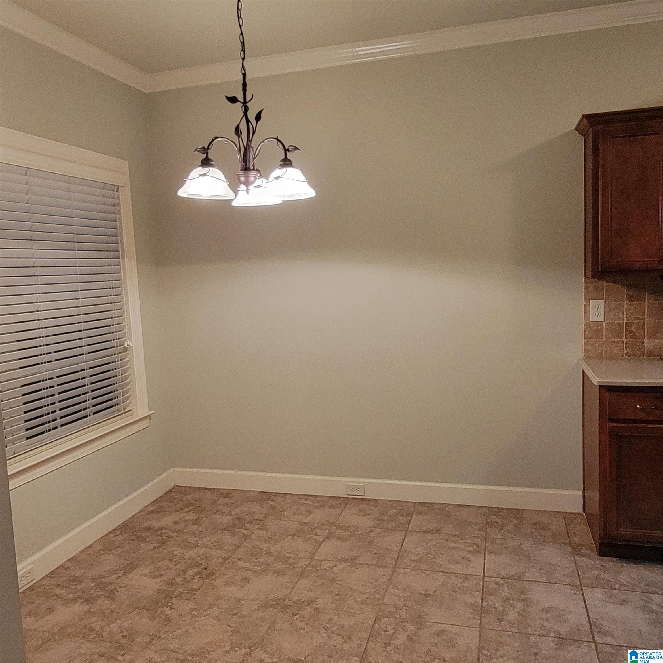 2056 Highview Way Calera, AL 35040 - Photo 4 of 29