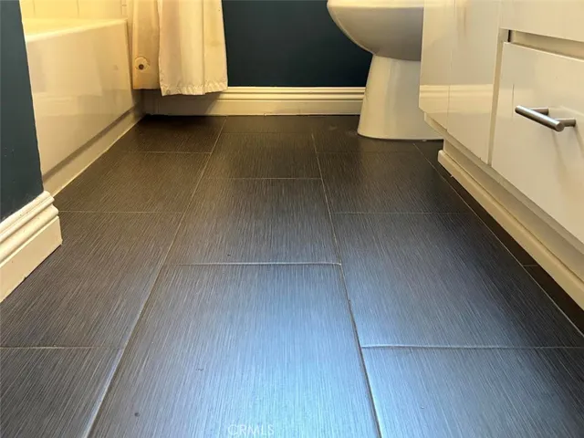 $1,025,000 | 6914 Andasol Avenue, Lake Balboa, CA 91406