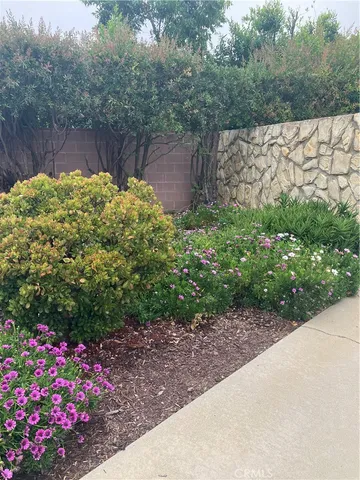 $1,025,000 | 6914 Andasol Avenue, Lake Balboa, CA 91406