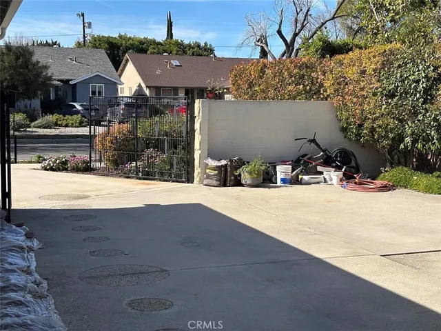 $1,025,000 | 6914 Andasol Avenue, Lake Balboa, CA 91406