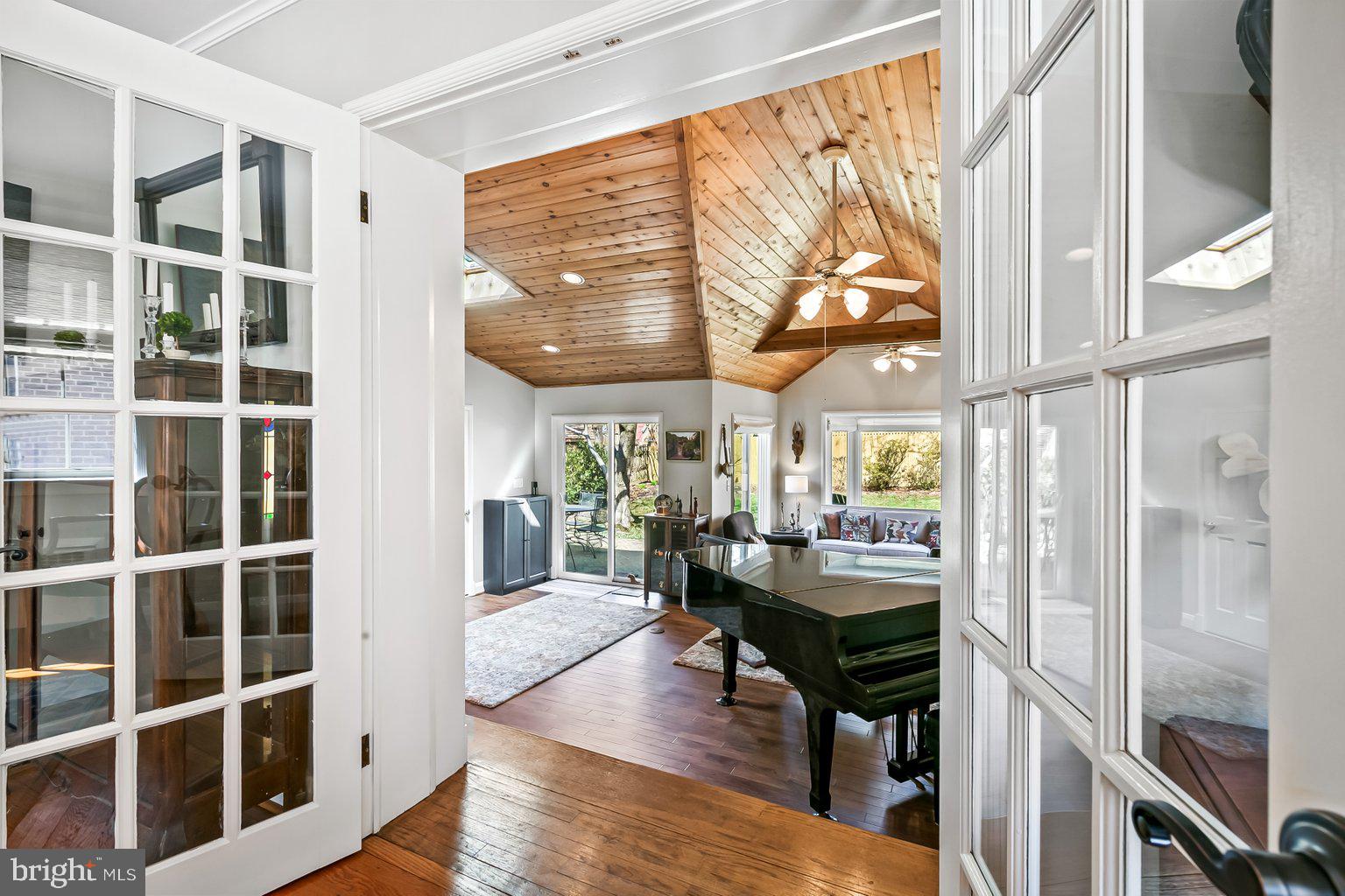 620 Overbrook Road Baltimore, MD 21212 - Photo 12 of 44 Entry to addition