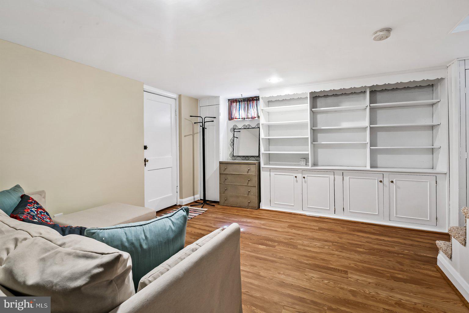 620 Overbrook Road Baltimore, MD 21212 - Photo 37 of 44 Family room