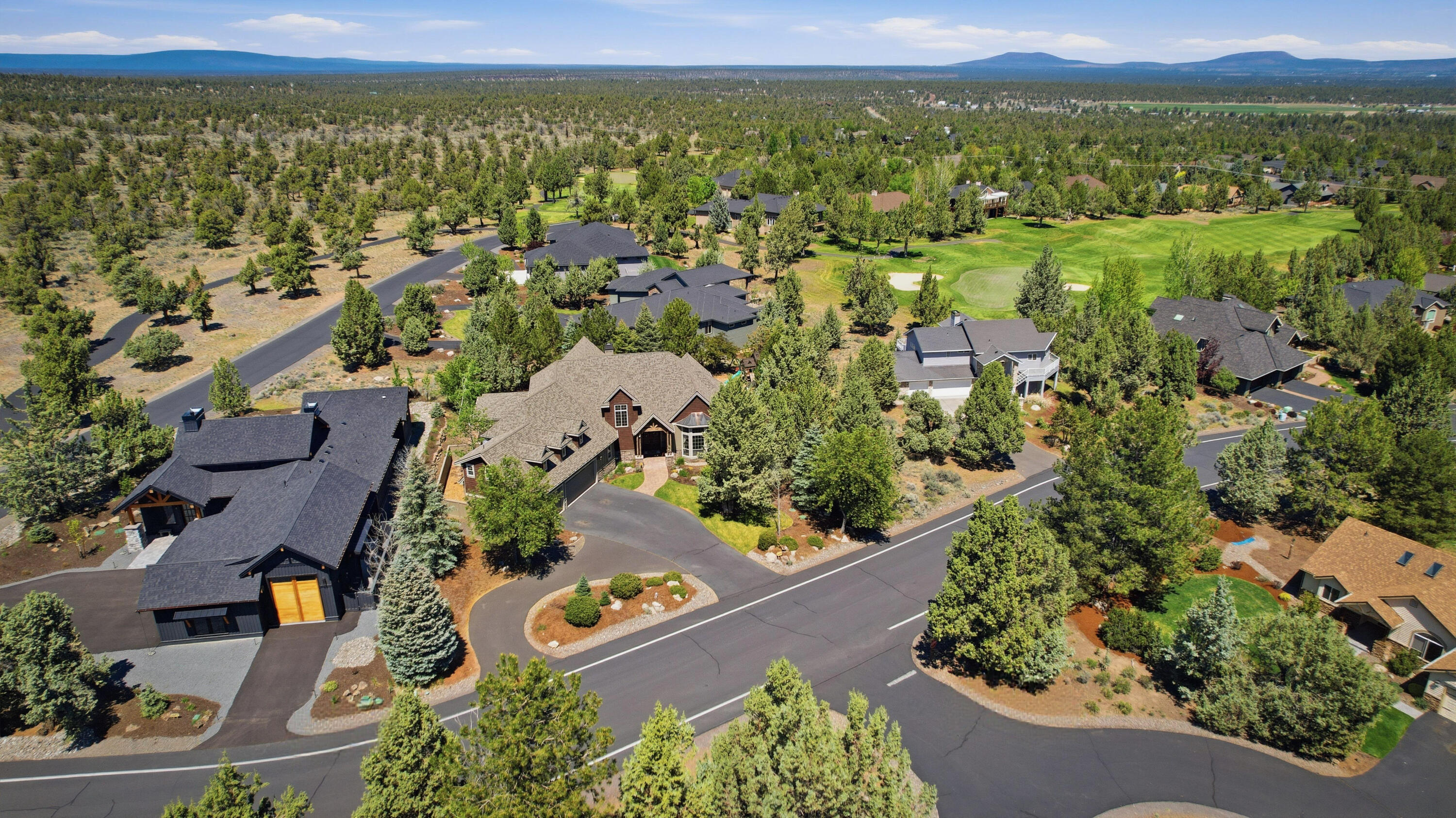 9009 Merlin Drive Redmond, OR 97756 - Photo 81 of 98 an aerial view of multiple house