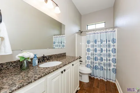 $365,500 | 6785 Lone Oak Drive, Erwinville, LA 70729