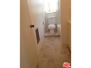 369 North Bonhill Road Los Angeles, CA 90049 - Photo 14 of 15 Gallery Image 14