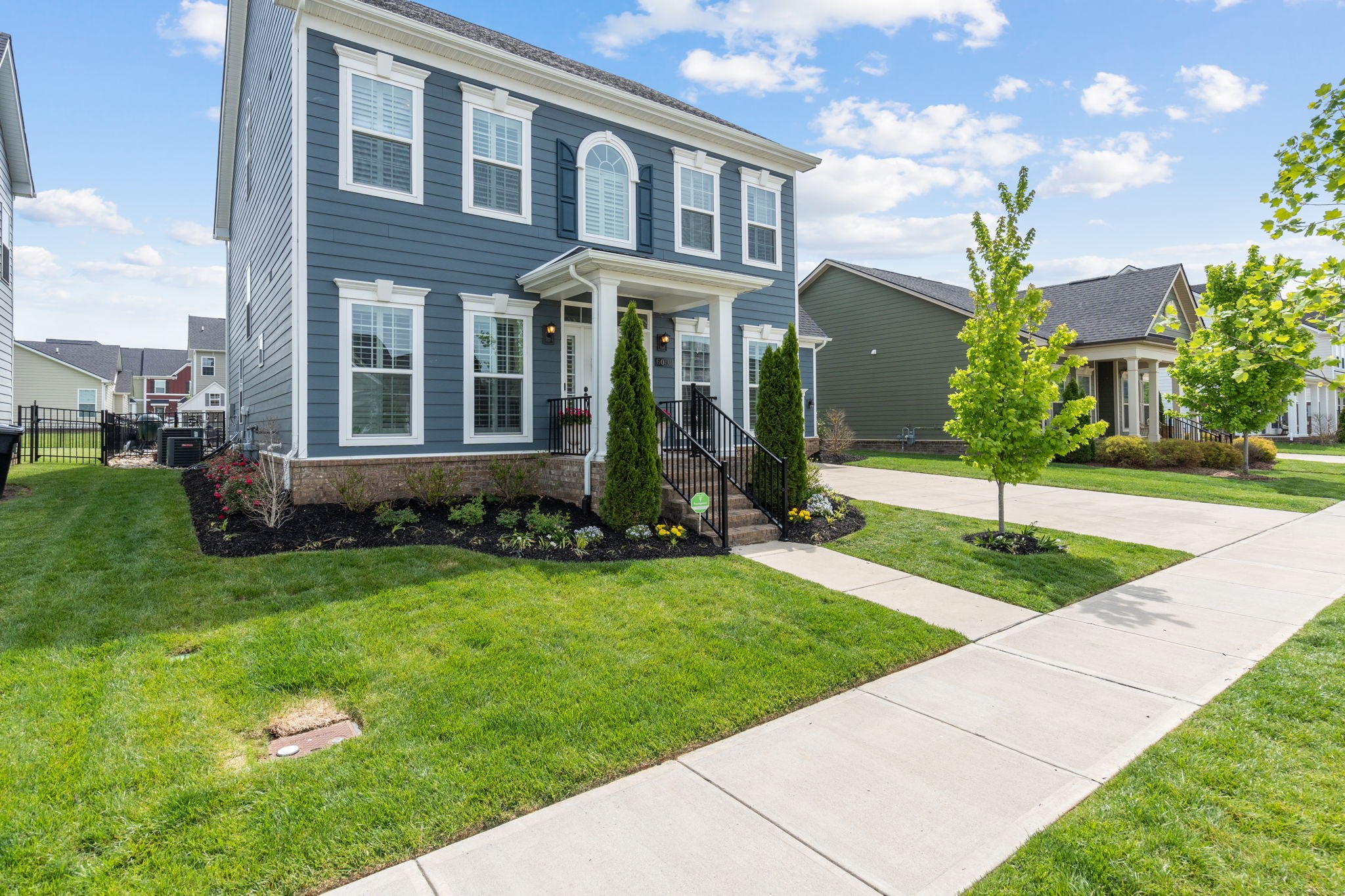 6050 Huntmere Avenue Franklin, TN 37064 - Photo 2 of 38