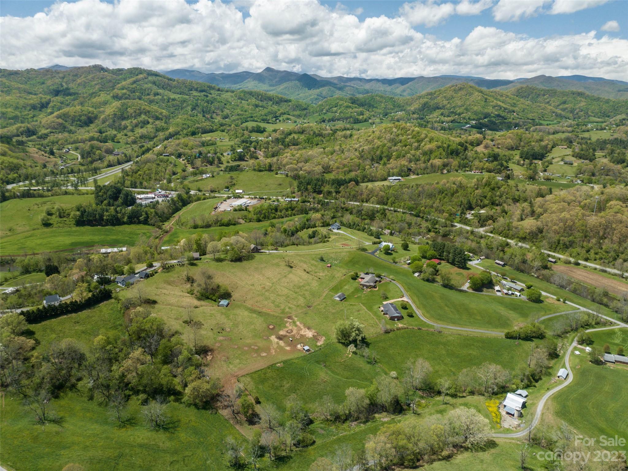 4 Sunny Hill Lane Clyde, NC 28721 - Photo 20 of 27 a view of a city