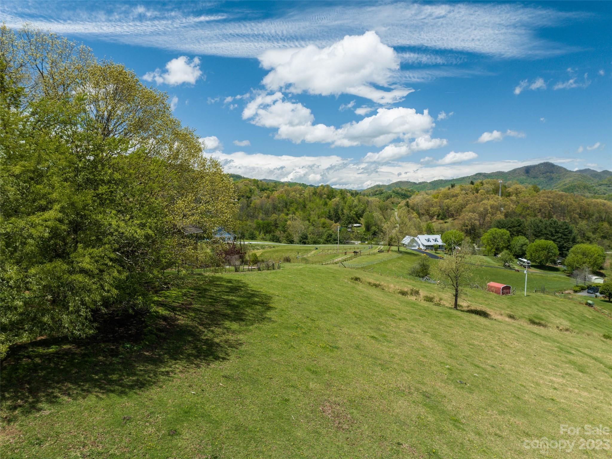 4 Sunny Hill Lane Clyde, NC 28721 - Photo 9 of 27 a view of a city