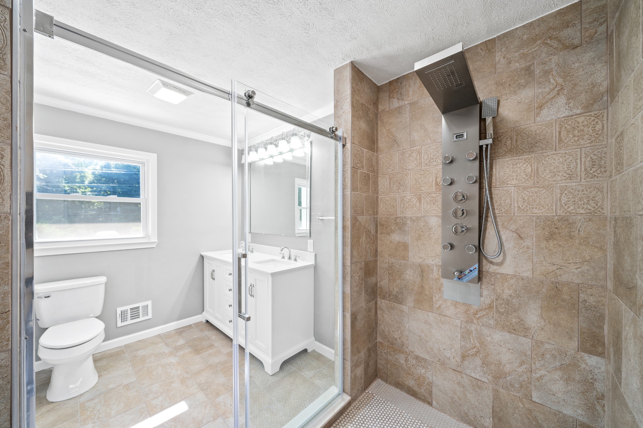 964 Gratton Road Clarksville, TN 37043 - Photo 20 of 43 a bathroom with a granite countertop shower toilet and sink