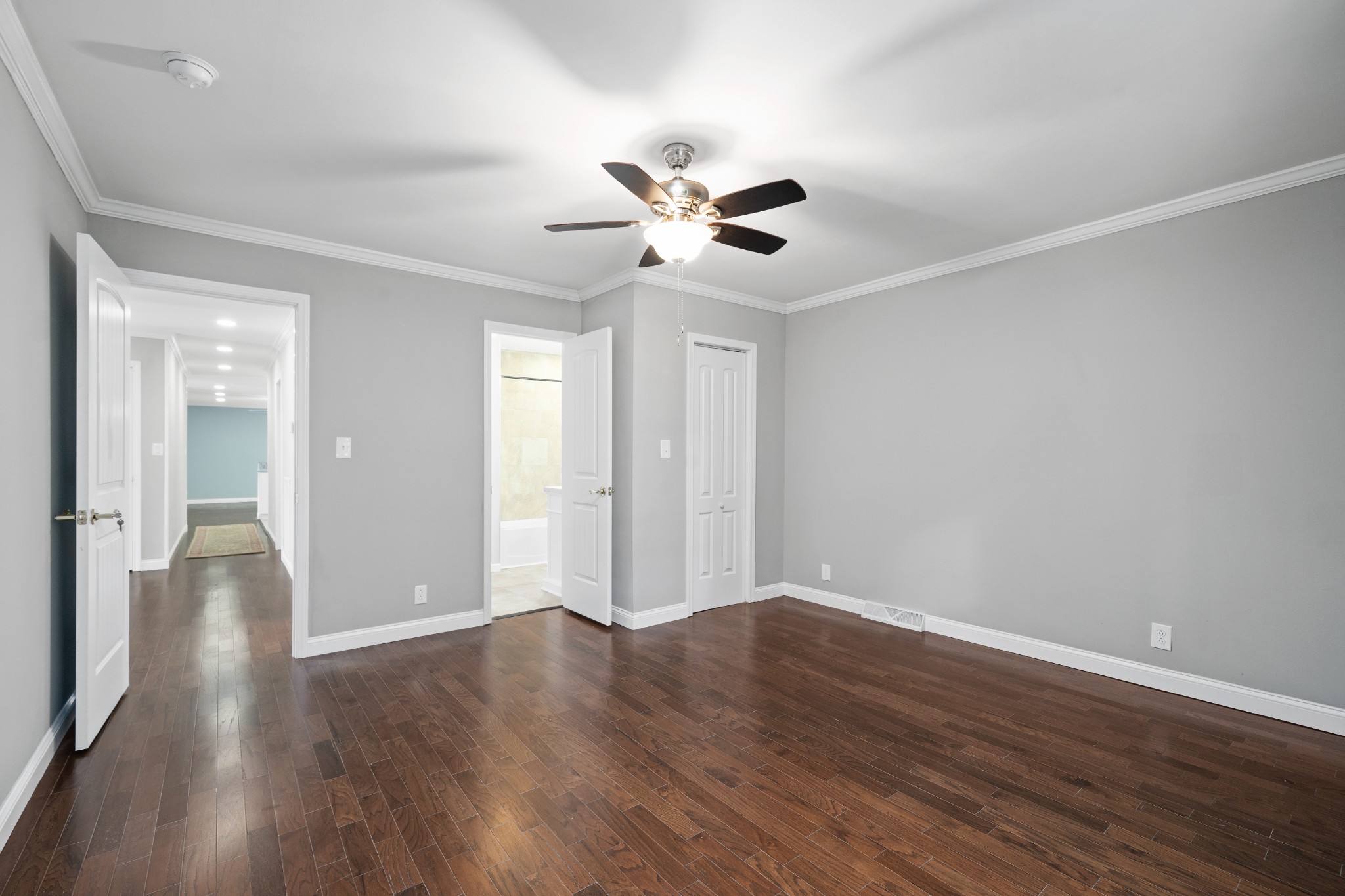964 Gratton Road Clarksville, TN 37043 - Photo 22 of 43 a view of an empty room with wooden floor
