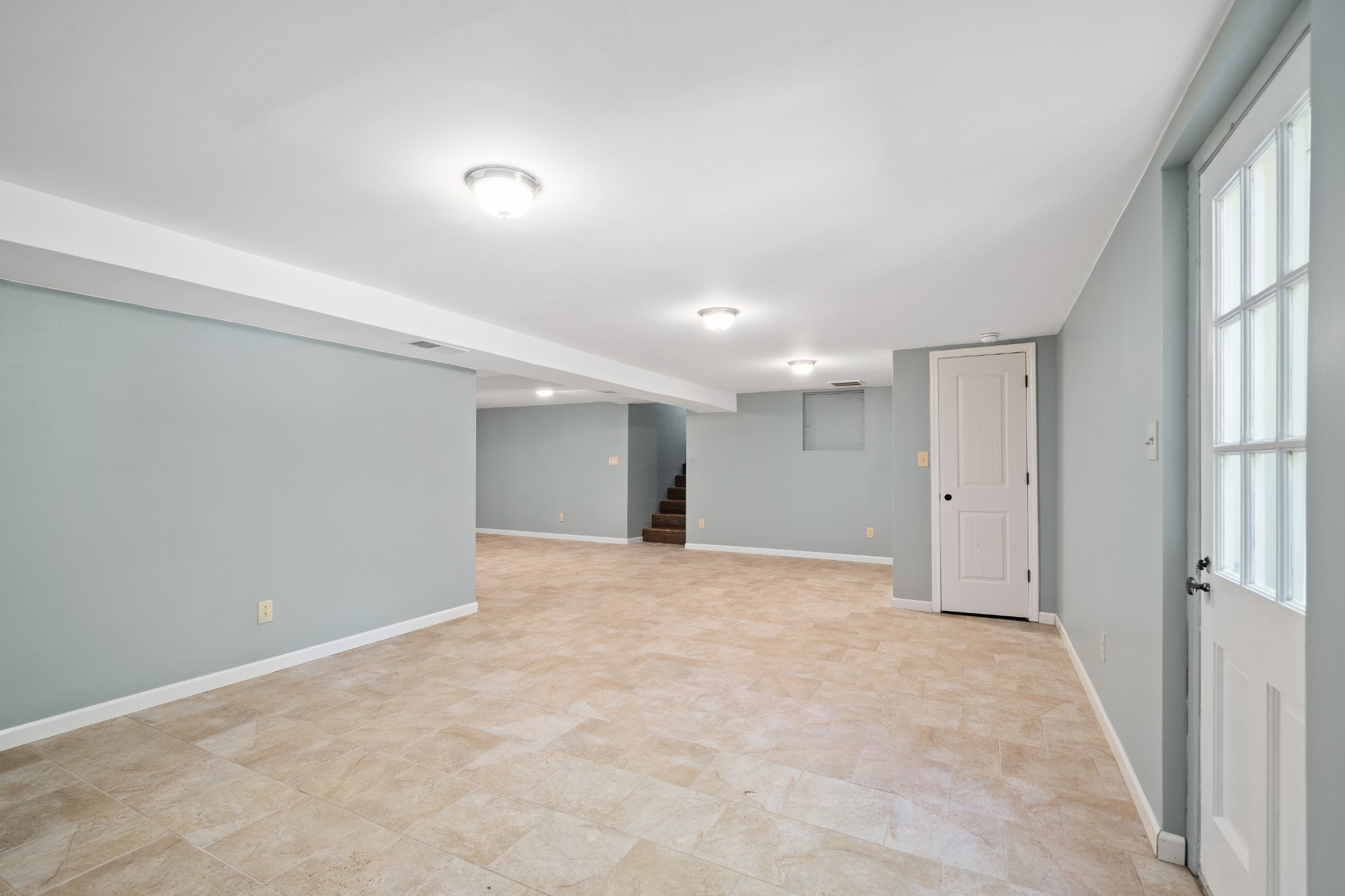 964 Gratton Road Clarksville, TN 37043 - Photo 26 of 43 a view of an empty room