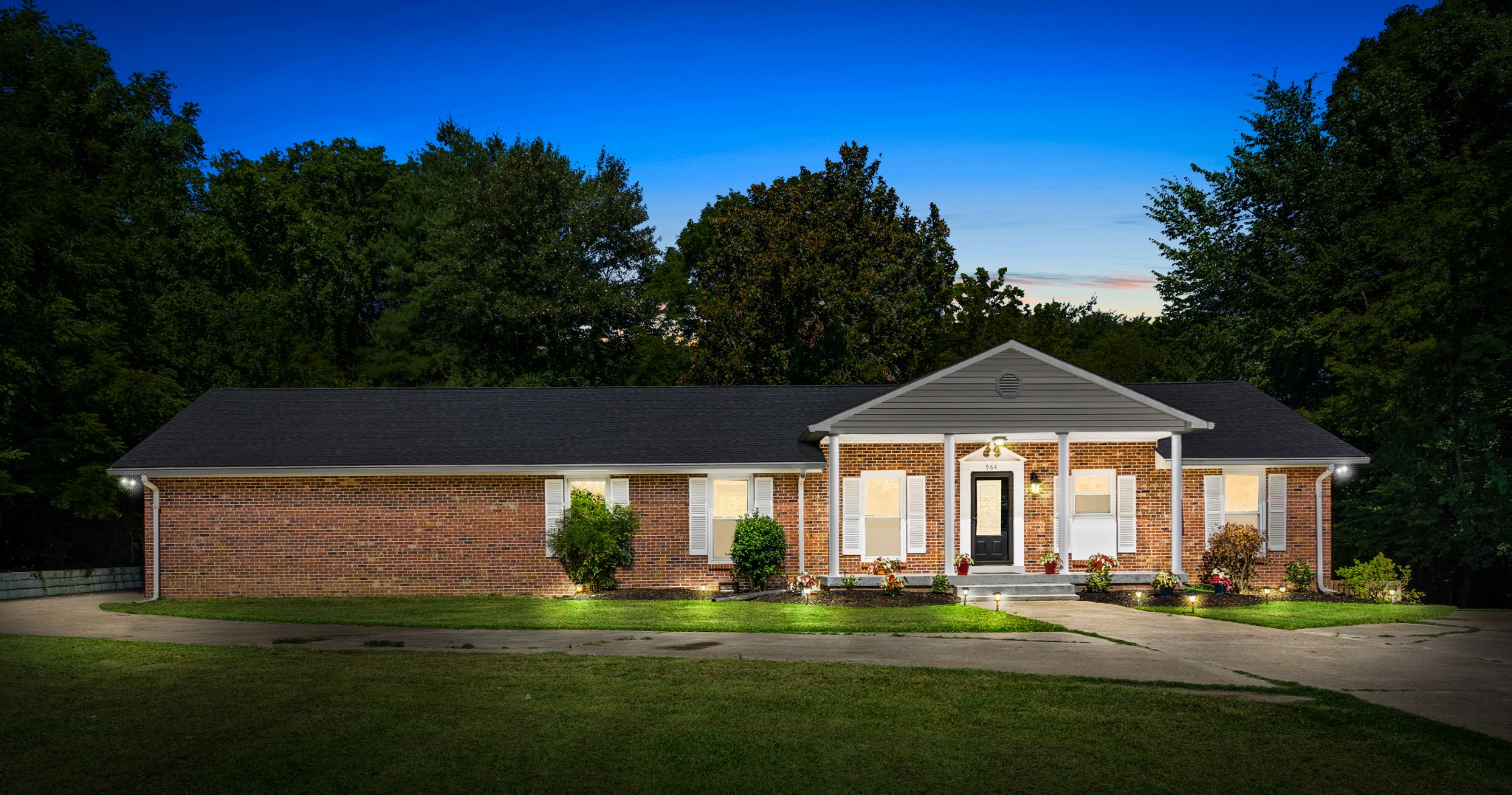 964 Gratton Road Clarksville, TN 37043 - Photo 31 of 43 a front view of a house with a yard