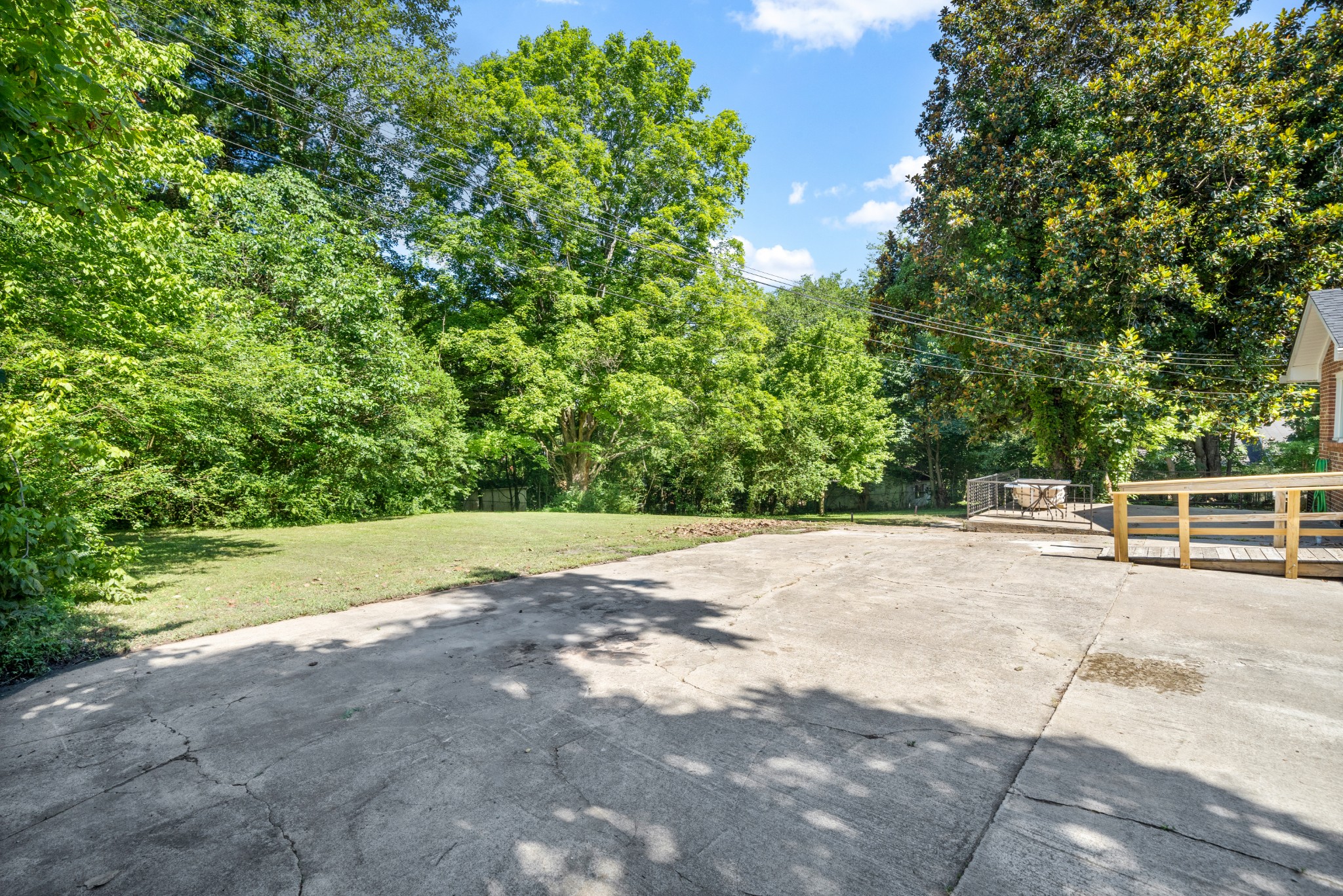 964 Gratton Road Clarksville, TN 37043 - Photo 34 of 43 a view of a outdoor space with trees