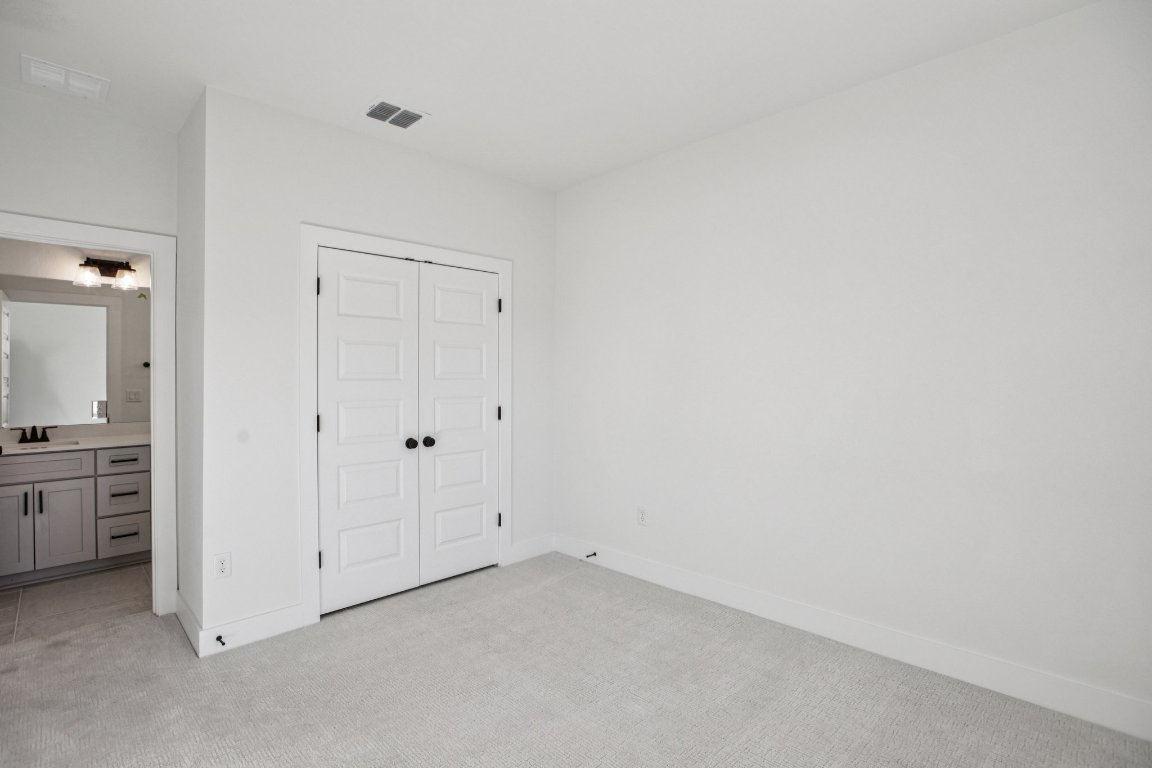 200 West 56th Street, Unit 2104 Austin, TX 78751 - Photo 20 of 36