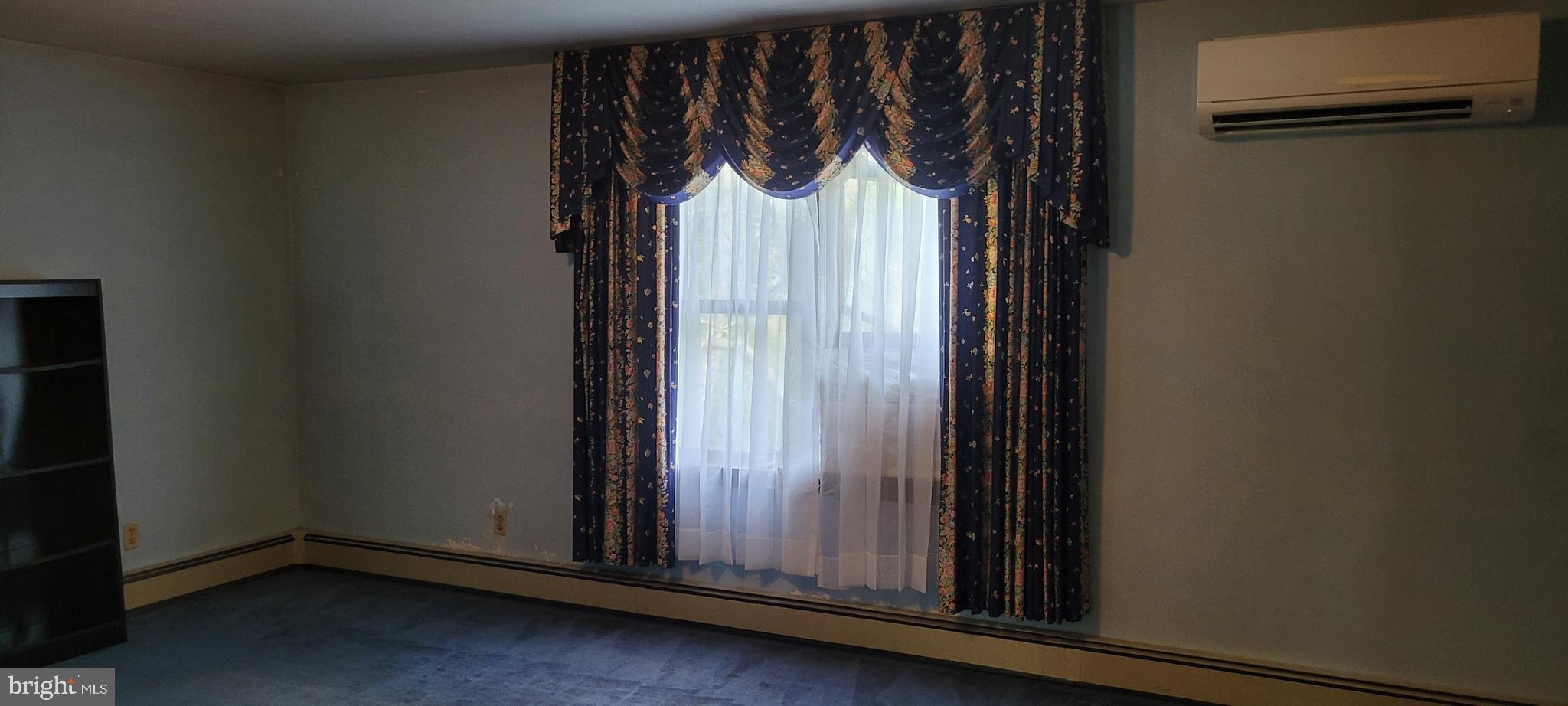 8 North Zinns Mill Road Lebanon, PA 17042 - Photo 10 of 16 Primary bedroom