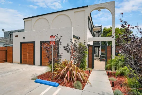 $2,650,000 | 5411 Lauretta Street, San Diego, CA 92110