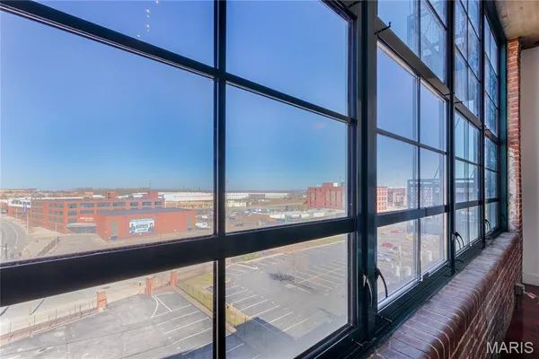 $145,000 | 2323 Locust Street, Unit 411, St. Louis, MO 63103