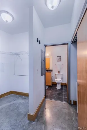 $145,000 | 2323 Locust Street, Unit 411, St. Louis, MO 63103