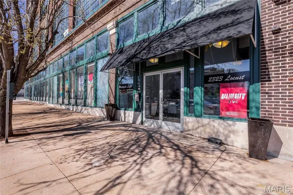 $145,000 | 2323 Locust Street, Unit 411, St. Louis, MO 63103