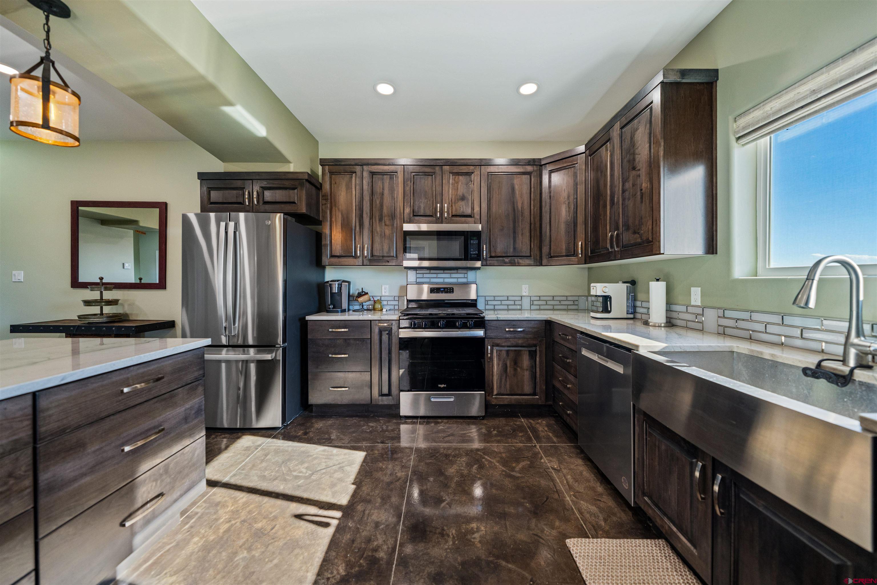 4425 Elk Rdg Court Farmington, NM 87401 - Photo 8 of 45