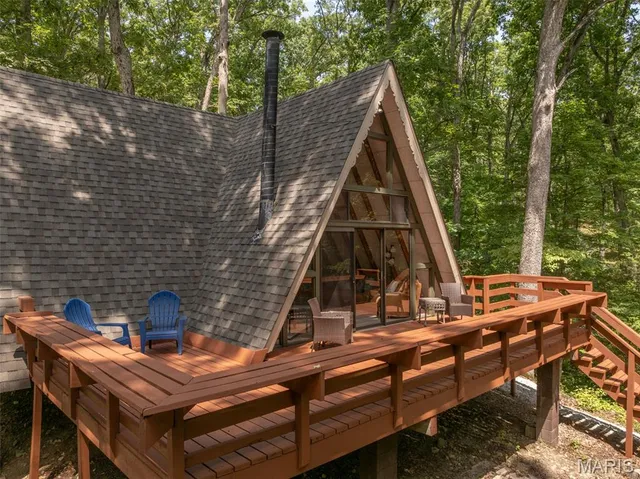 $399,900 | 357 Seebrook Lake Drive, Innsbrook, MO 63390