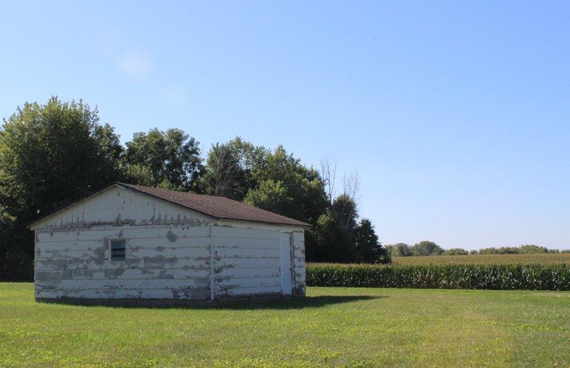 19389 Lincoln Road Morrison, IL 61270 - Photo 5 of 5