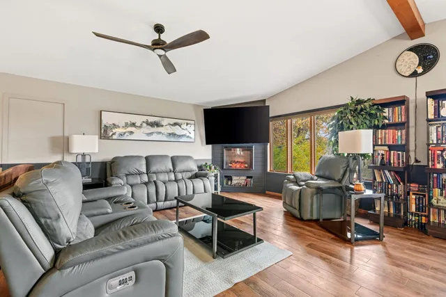 $750,000 | 74500 240th Street, Albert Lea, MN 56007